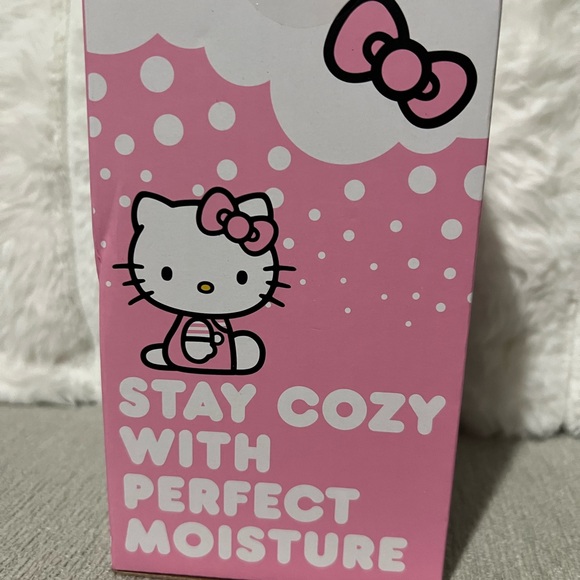 Hello Kitty Pink Humidifier Diffuser - Picture 3 of 4